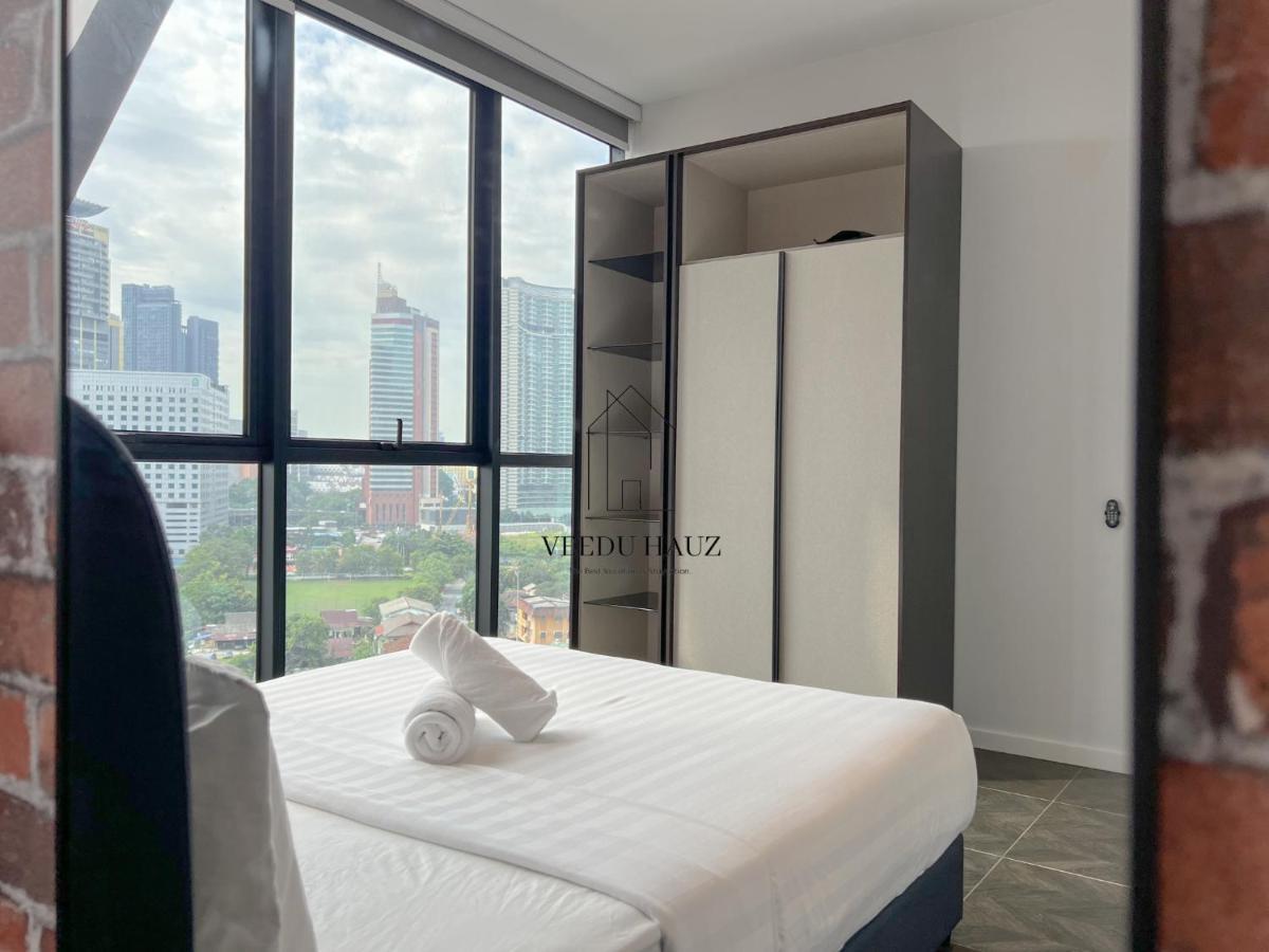 Scarletz Suites At Klcc By Veedu Hauz Kuala Lumpur Exterior foto
